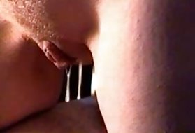 Housewife brought herself to the tone and sucked her husband